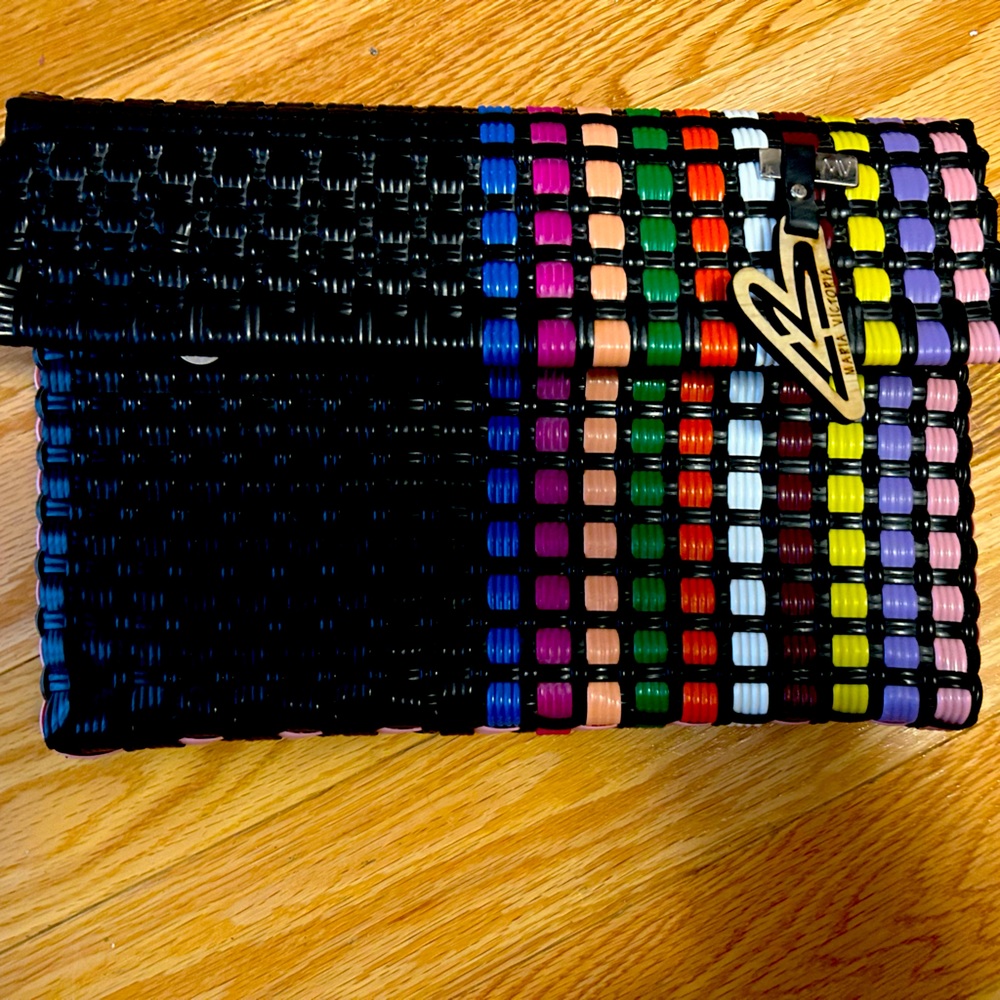 Maria Victoria clutch